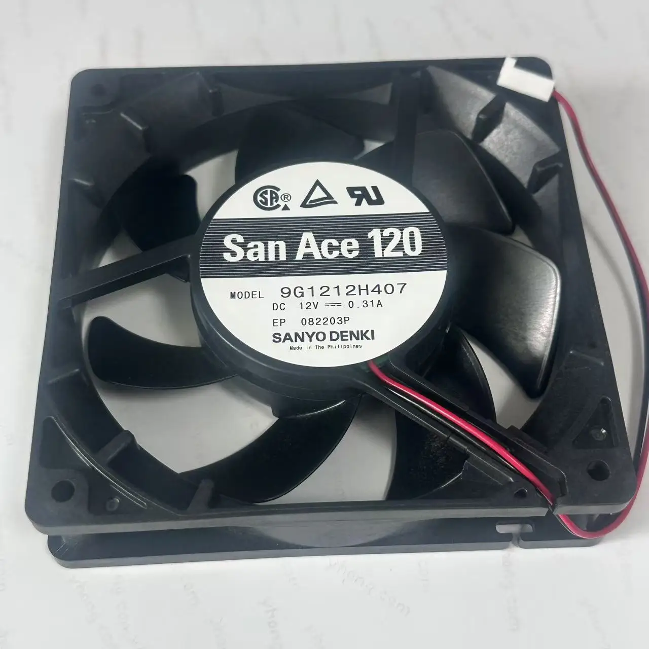 

SANYO DENKI 9G1212H407 DC 12V 0.31A 120x120x25mm 2-Wire Server Cooling Fan