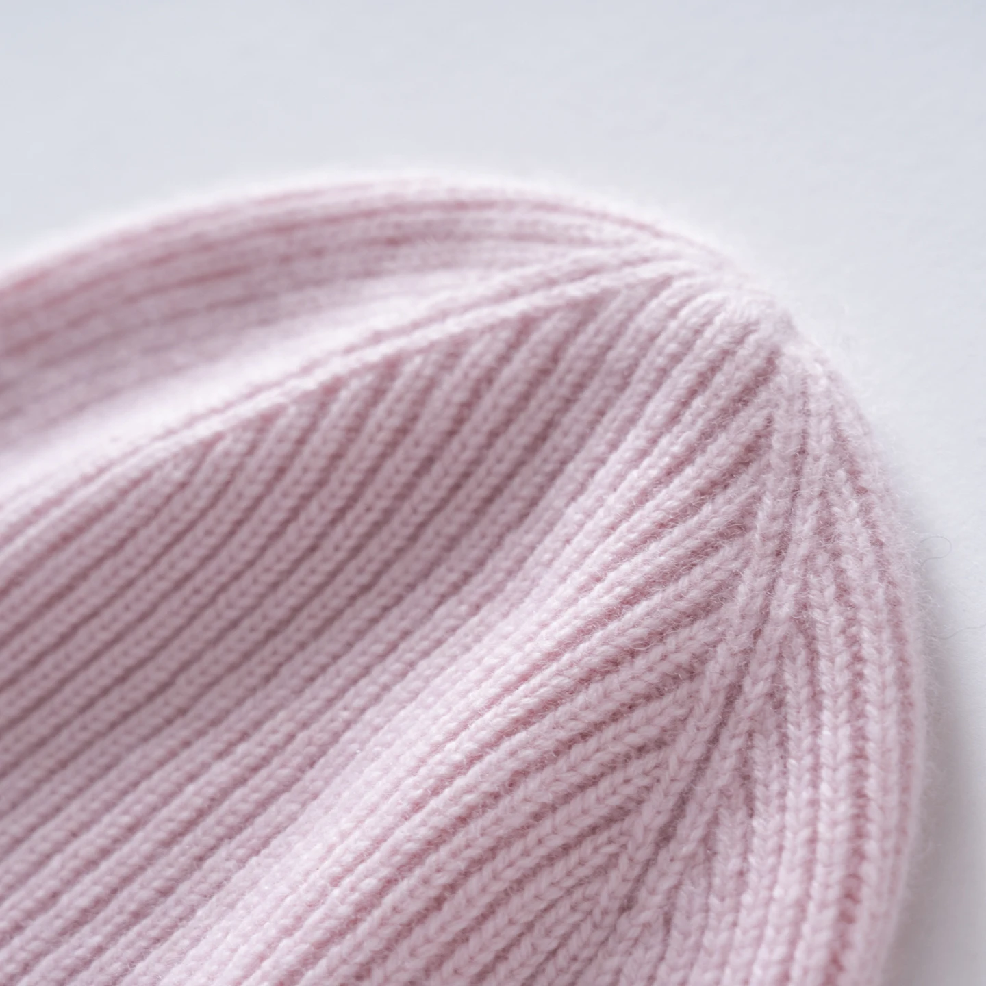 Hochwertige Kaschmir-Herbst-Winter-Baby-Mützen für Kinder, gerippte, umgeschlagene, gestrickte, weiche, warme, nahtlose Beanies für Jungen und Mädchen. – Detail 22