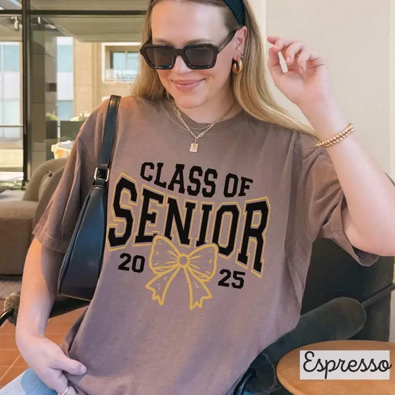 

Цветная футболка для пожилых людей, класс 2025, кокетка с бантом, выпускной для дочери, большие размеры