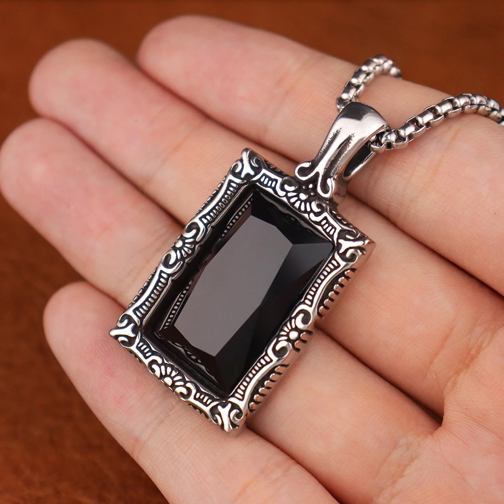 Stainless Steel Popular Black Stone Pendant for Women Gifts Fashion Charm Amulet Necklaces Personality Male Jewelry Accessories