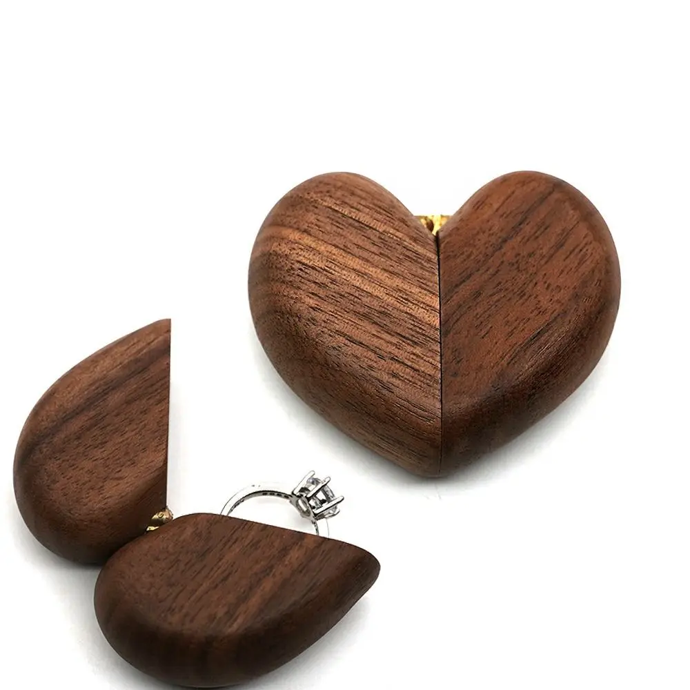 Walnut Wood Wooden Ring Box Vintage Durable Heart Shaped Ring Holder Portable Reusable Jewelry Organizer Box Engagement