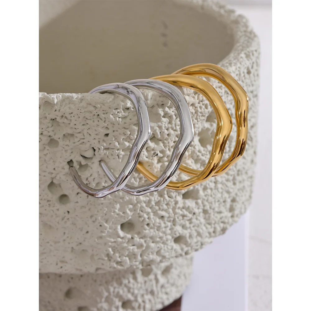 Yhpup Minimalistyczne geometryczne eleganckie kolczyki ze stali nierdzewnej Wodoodporny metal Pozłacany 18K Prosty codzienny prezent z biżuterią wysokiej jakości — zdjęcie 4