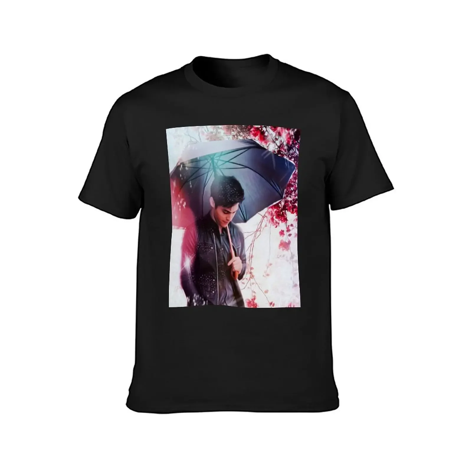 Matt Daddario umbrella T-Shirt sweat anime t shirts tops men graphic t shirts