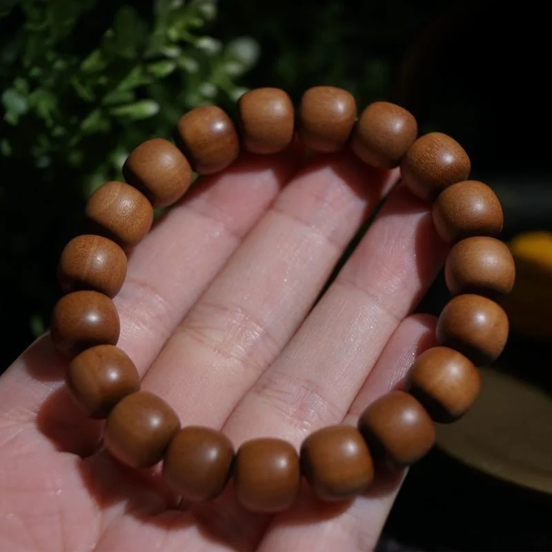 

Indian Old Mountain Sandalwood Bucket Beads Bracelet Handheld Buddha Rosary Beads Bracelet Wen Play Natural Old Material