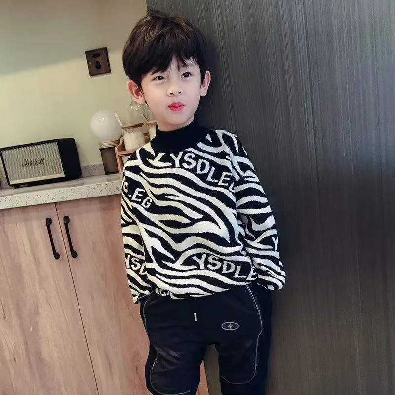 

2025 New Boys' Winter Thickened Sweater Korean Style Stylish Pullover for Big & Tall Kids Autumn Winter Apparel