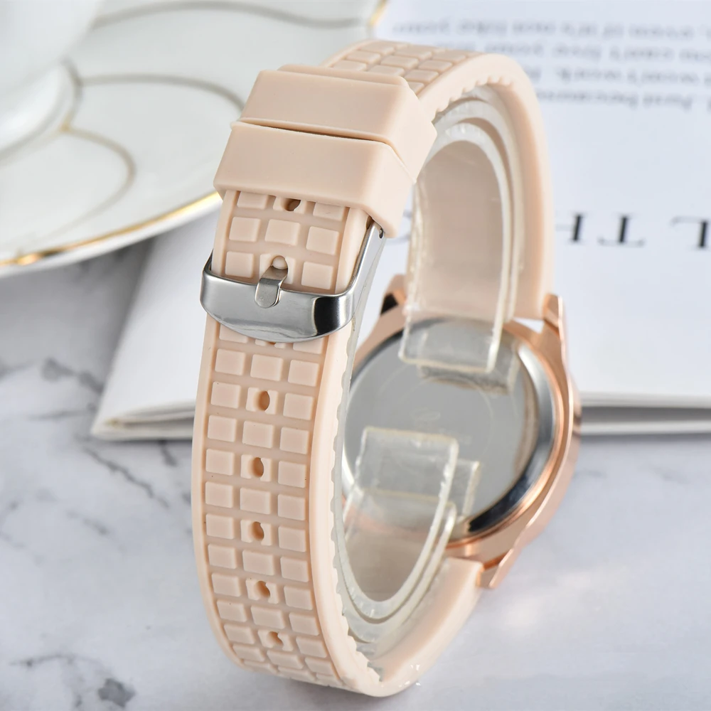 Reloj deportivo informal para mujer, pulsera de cuarzo de silicona con diamantes a la moda, relojes de marca de lujo