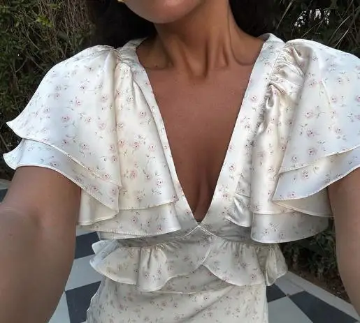 

Women's Dresses 2025 Summer New Style Female Clothing Sweet and Fresh Print V-Neck Ruffled Sleeves High Waist Slimming Dresses