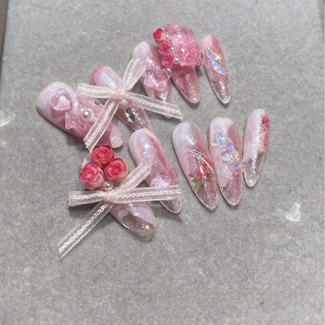 Pink Ribbon Rose Cute Elegant Halo Dyeing Pearl Fake Nails Heart Luxury Hand Made Full Nail Tips False Nails Art Accessories