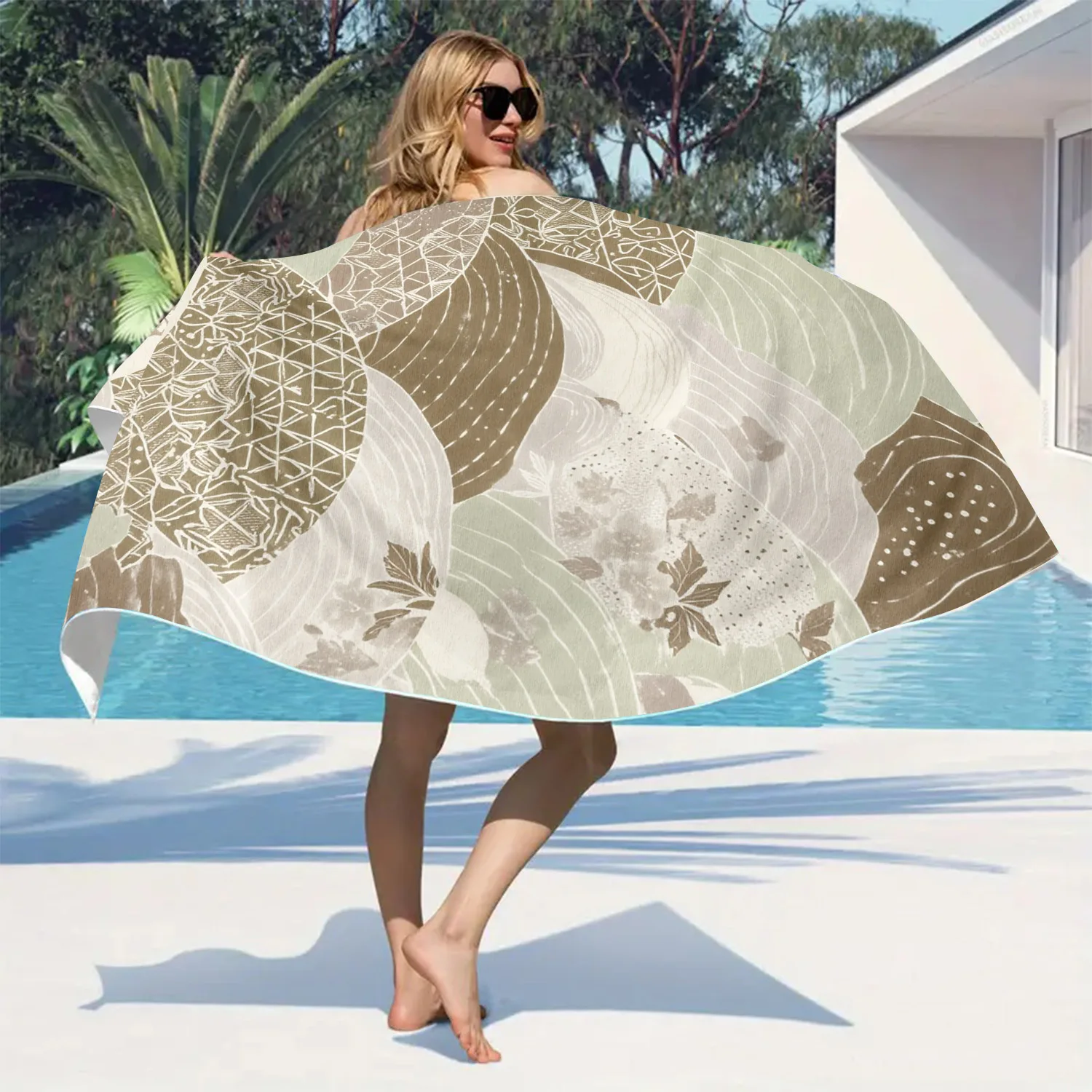 

Modern Style Quick Dry Lightweight Absorbent Beach Towel Polyester Material Soft Touch Beach Blanket for Outdoor Travel