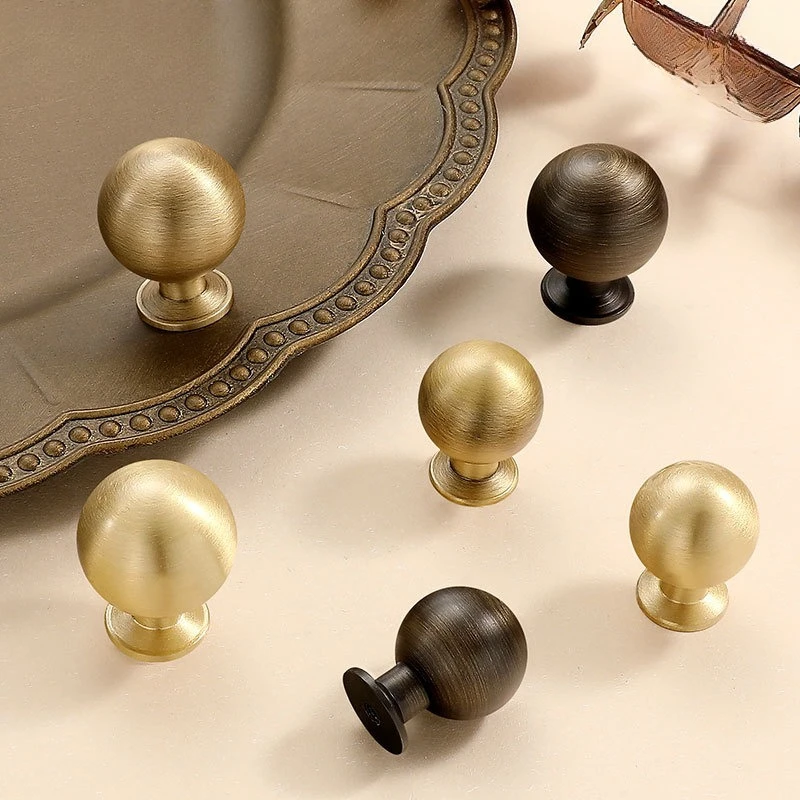 Brass French Vintage Cabinet Door Handle Small Single Hole Bedside Table Ball Drawer Simple Cabinet Wardrobe Handle Knob