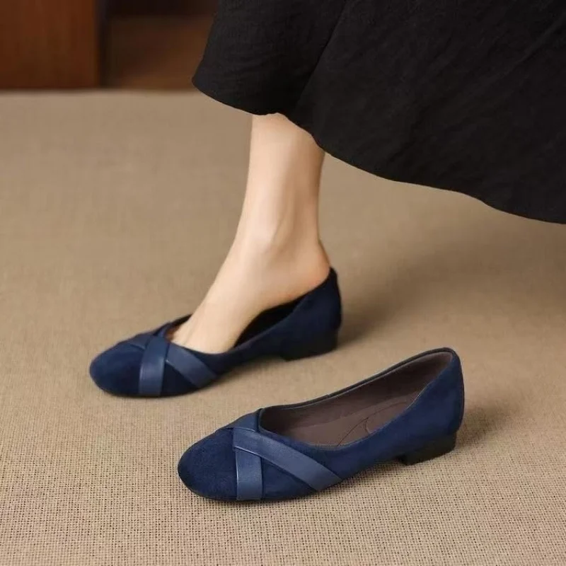 

French-style low-heeled women's shoes with a shallow cut and matte finish2026New Spring and Autumn Versatile Round-Toe Flat Shoe