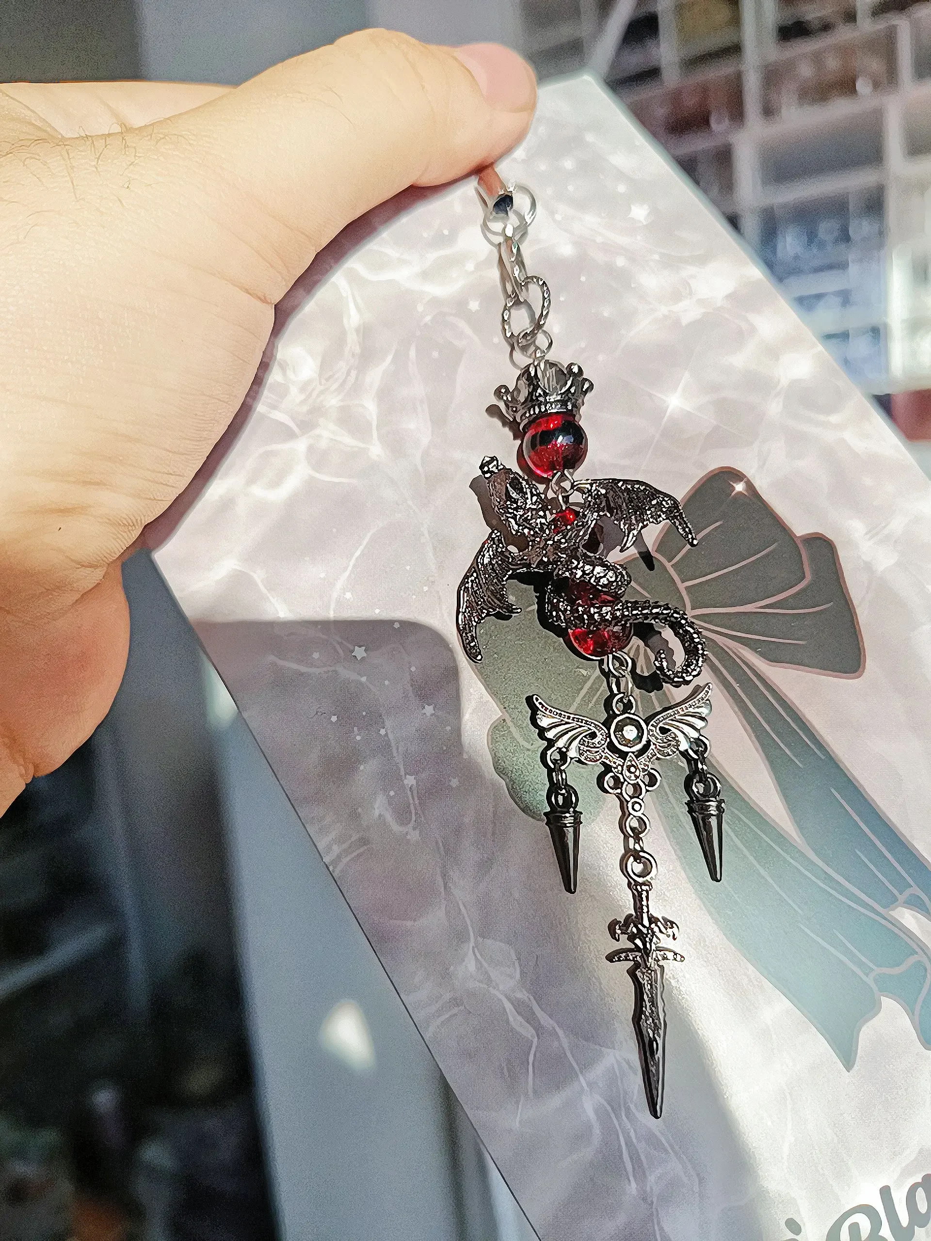 Anime Liebe und Deepspace Sylus Drache Cosplay Telefon Gurt Anhänger Cartoon Handys Kette Charme Handy Zubehör Schmücken Weihnachten Geschenk