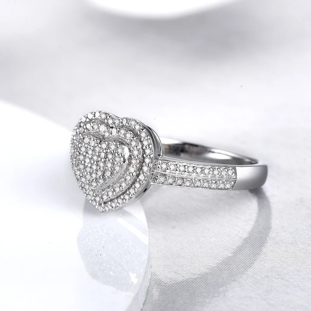 Gold Ring Jewelry Heart Shape Halo Setting Designs Solid 18k Gold Diamond Engagement Ring