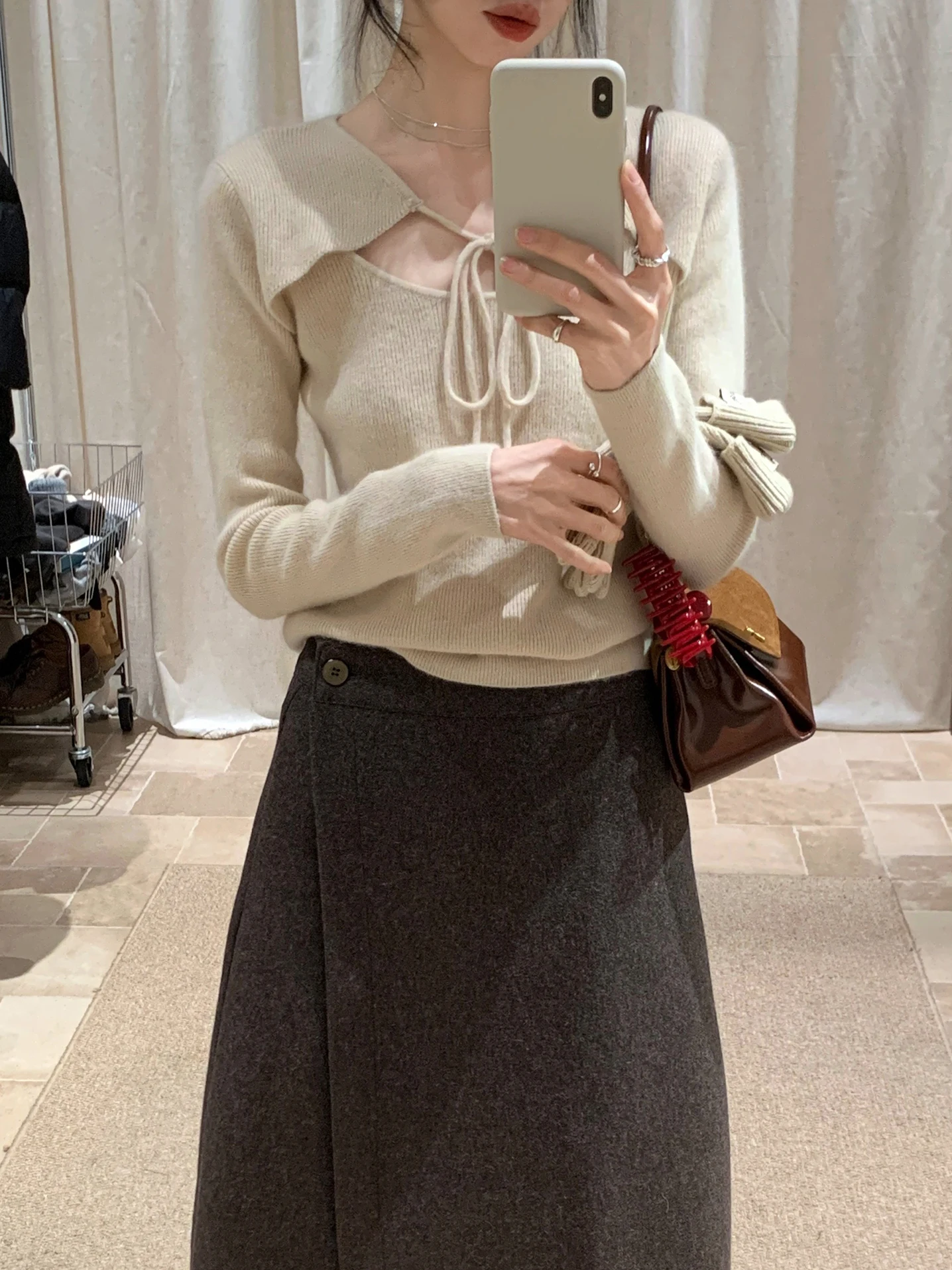 

BRIVIN Korean Sle Bear Fur Knitted Sweater Women's New Tie Waist Gentle Fake Two-Piece Slim Fit Top in Beige Color