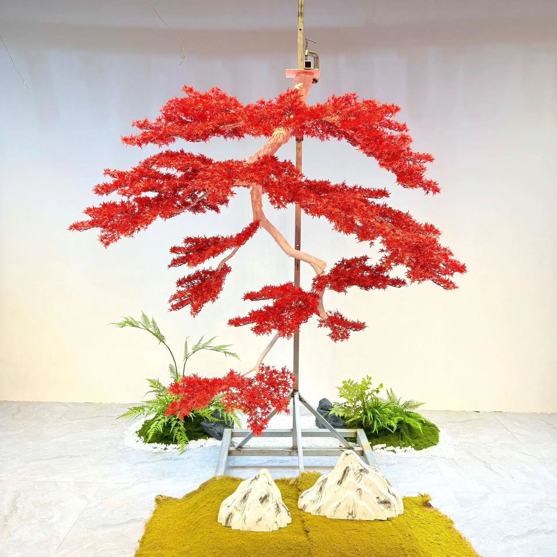 Simulation hanging red maple pine welcome pine chicken feet maple wall hanging hotel shopping mall exhibition hall hanging decor