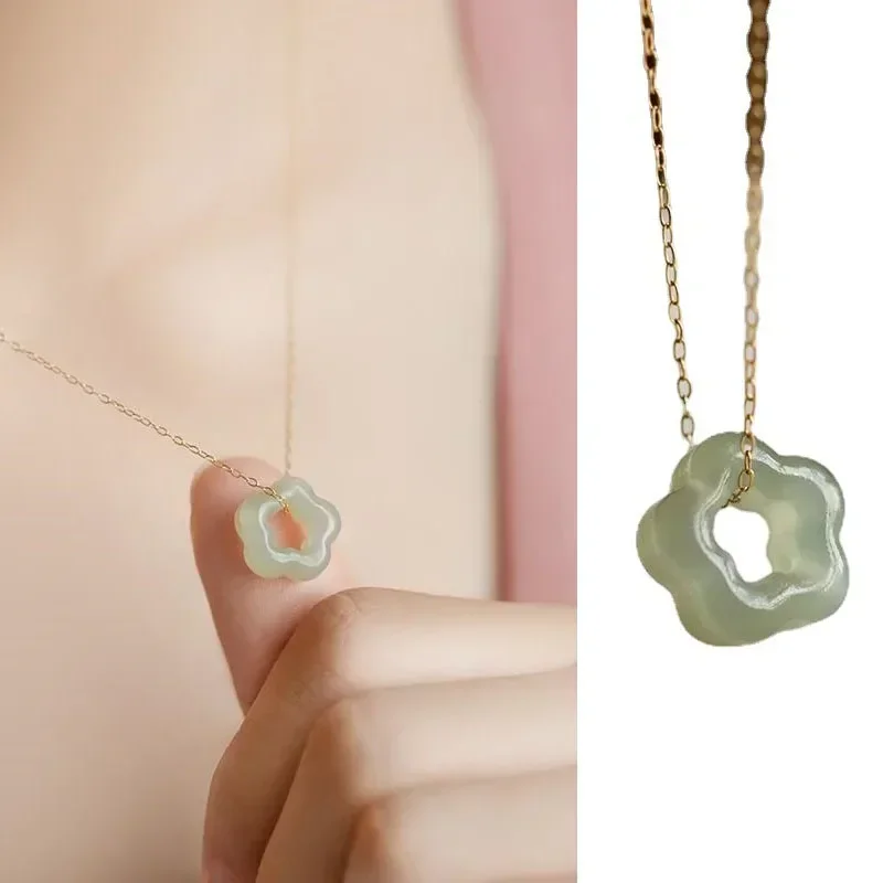 Natural Delicate Style Vintage Jade Necklace Plum Blossom Pendant Luxury Hollow Clavicle Chain Fashion Temperament Couple Gift