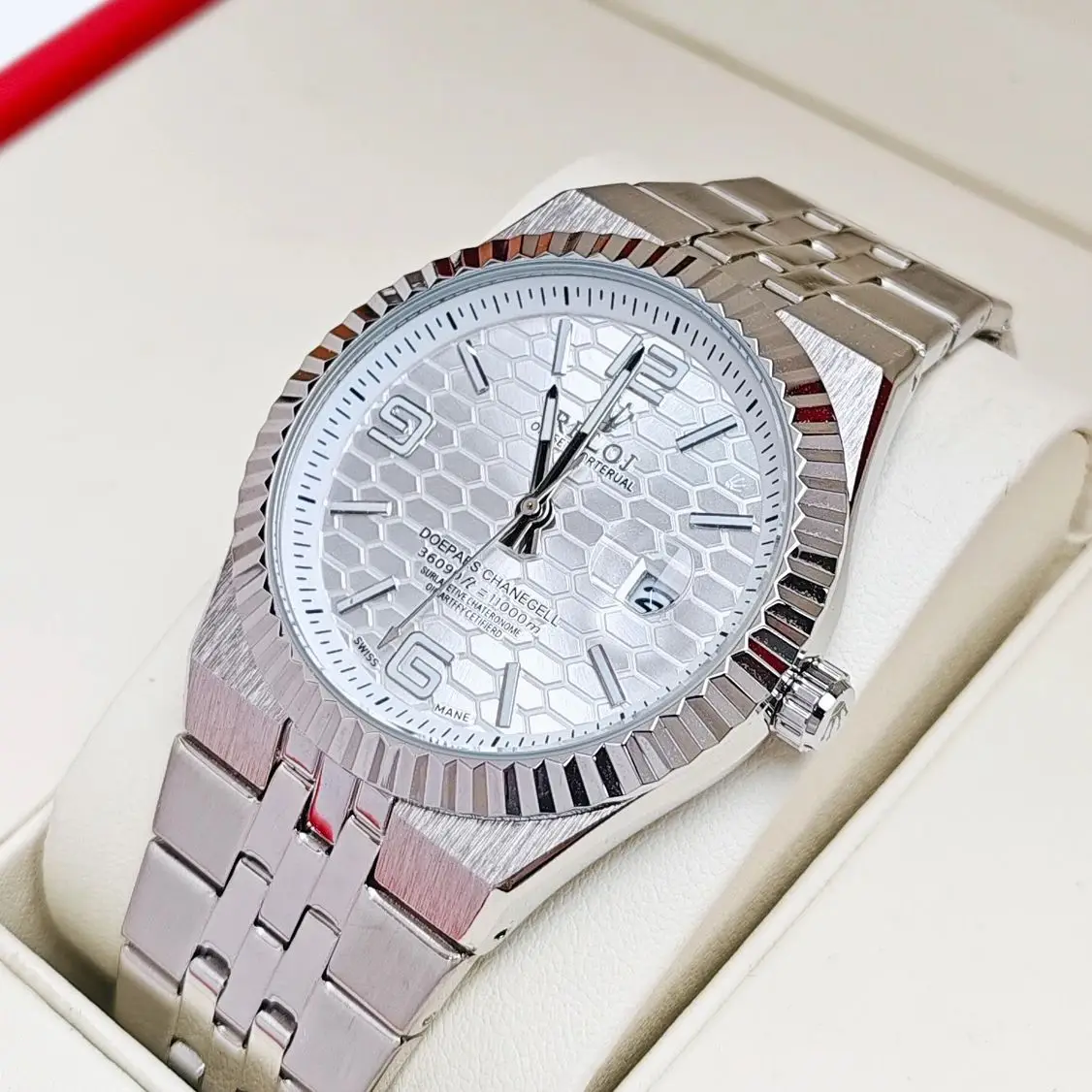 ساعة رجال الأعمال الراقية من Super Player، فاخرة، عصرية، كاجوال، متعددة الاستخدامات، فريدة من نوعها ورائعة، ساعة رجالية عصرية بنمط أوروبي وأمريكي، عرض تقويم، حزام من الفولاذ المقاوم للصدأ بمشبك فراشة، أفضل هدية له #1