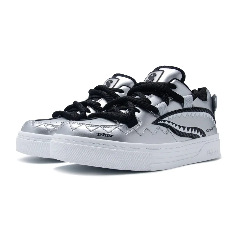 

Модные мужские кроссовки для бега, стильные, трендовые и удобные в носке, подходят для ежедневных поездок на работу и для занятий спортом в помещении.