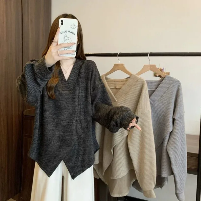 Irregular V-neck Sweatshirt for Women in Autumn and Winter Sweet Soft Glutinous Slim Bottom Shirt Trendy