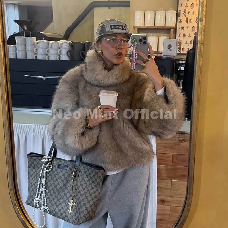 เสื้อคลุมขนเฟอร์เทียมแฟชั่นใหม่ Neo Mint สำหรับฤดูใบไม้ร่วงและฤดูหนาว ปี 2025 เสื้อแจ็คเก็ตขนเฟอร์เทียมลายสุนัขจิ้งจอกสำหรับผู้หญิง เสื้อโค้ทสุดชิคสไตล์สาวสตรีท เสื้อจั๊มเปอร์หนานุ่ม