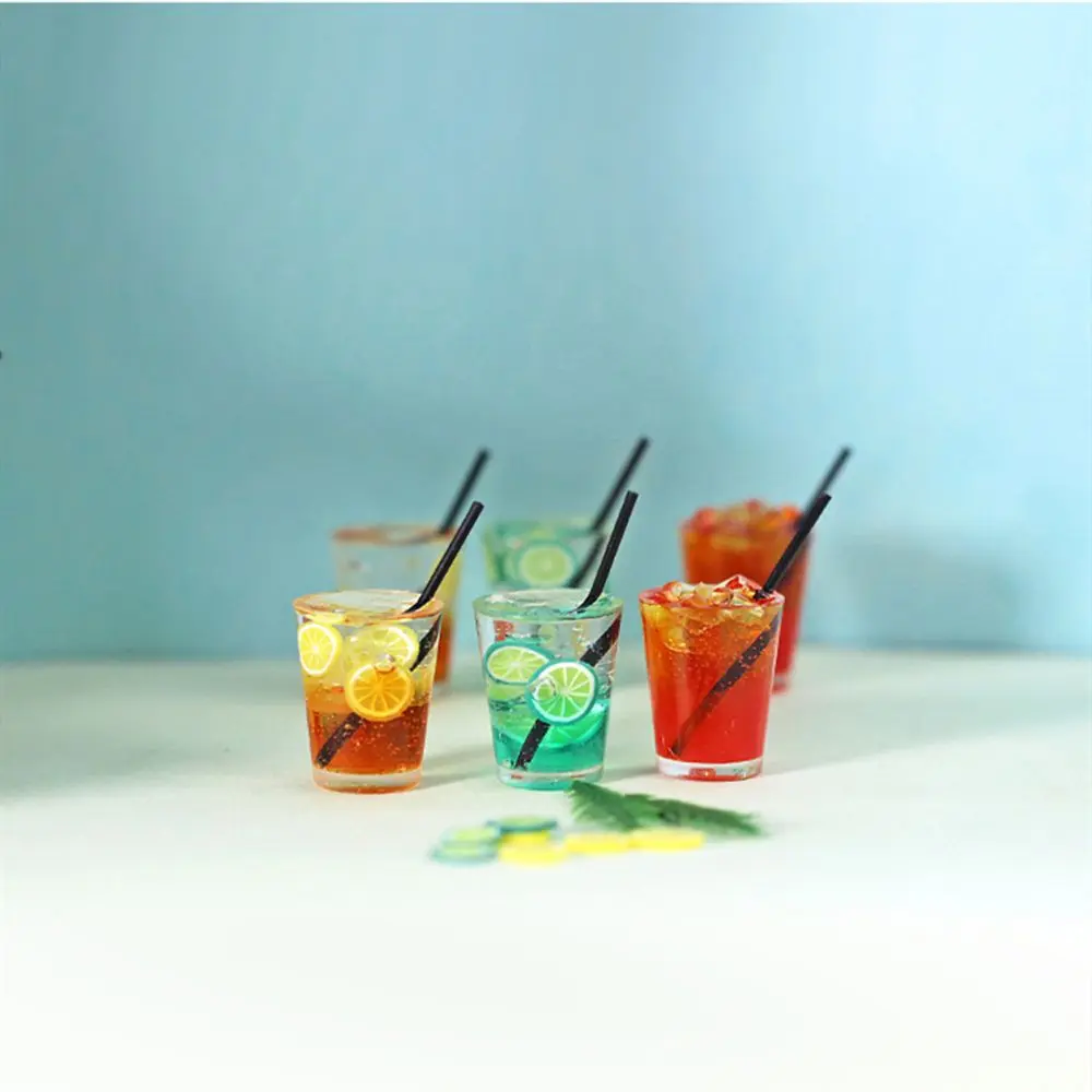 1:6/1:12 scala casa delle bambole accessori in miniatura Mini estate frutta tazza da tè simulazione bevande modello giocattolo per la decorazione della casa delle bambole