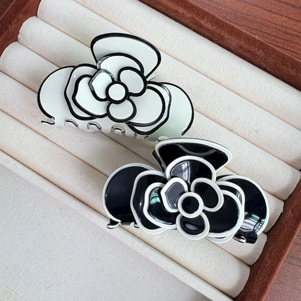 

New Fashion Camellia Flower Hair Claw Clip French Elegant Lady Hair Clip for Women Versatile Stylish Headdress Hair Accessories