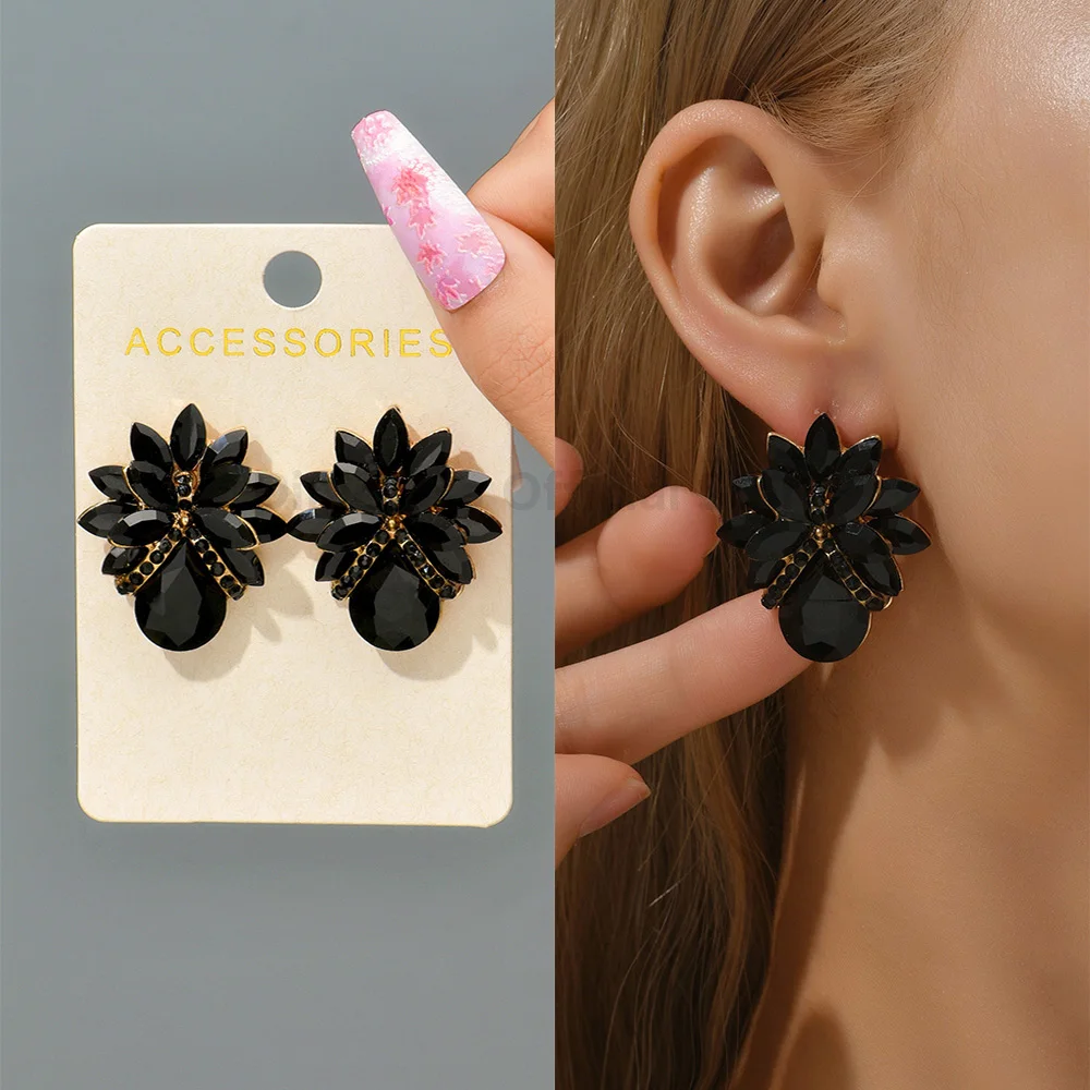 Versatile Creative Shiny Symmetric Stud Earrings for Women Exquisite Fresh Jewelry for Daily Travel Party Wear