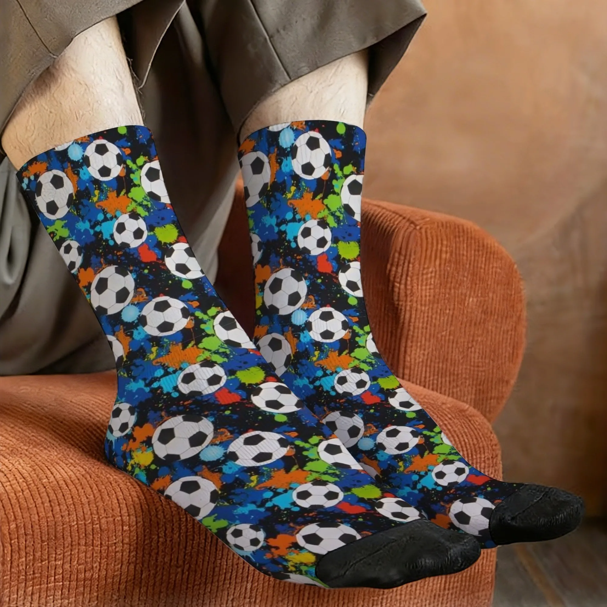 Neuartige Herrensocken mit Splatter-Paint-Street-Graffiti-Fußball-Print, bequem, atmungsaktiv, rutschfest, Freizeitsocken, Partygeschenk.