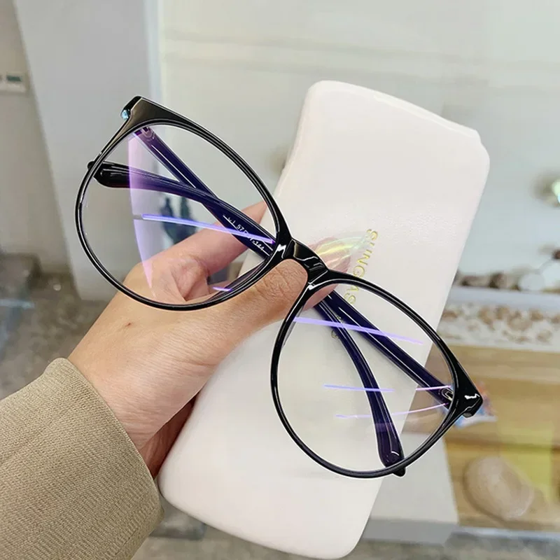 2024 New Transparent Computer Glasses Frame Women Men Anti Blue Light Round Eyewear Blocking Glasses Optical Spectacle Eyeglass image 4