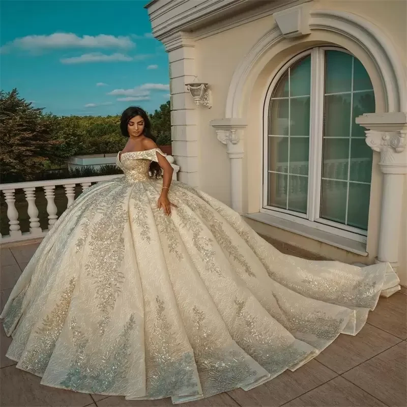 Glamorous Ball Gown Wedding Dress Off Shoulder Vneck High Waist Shining Applicant Backless Court Gown Custom Made Robe De Mariée