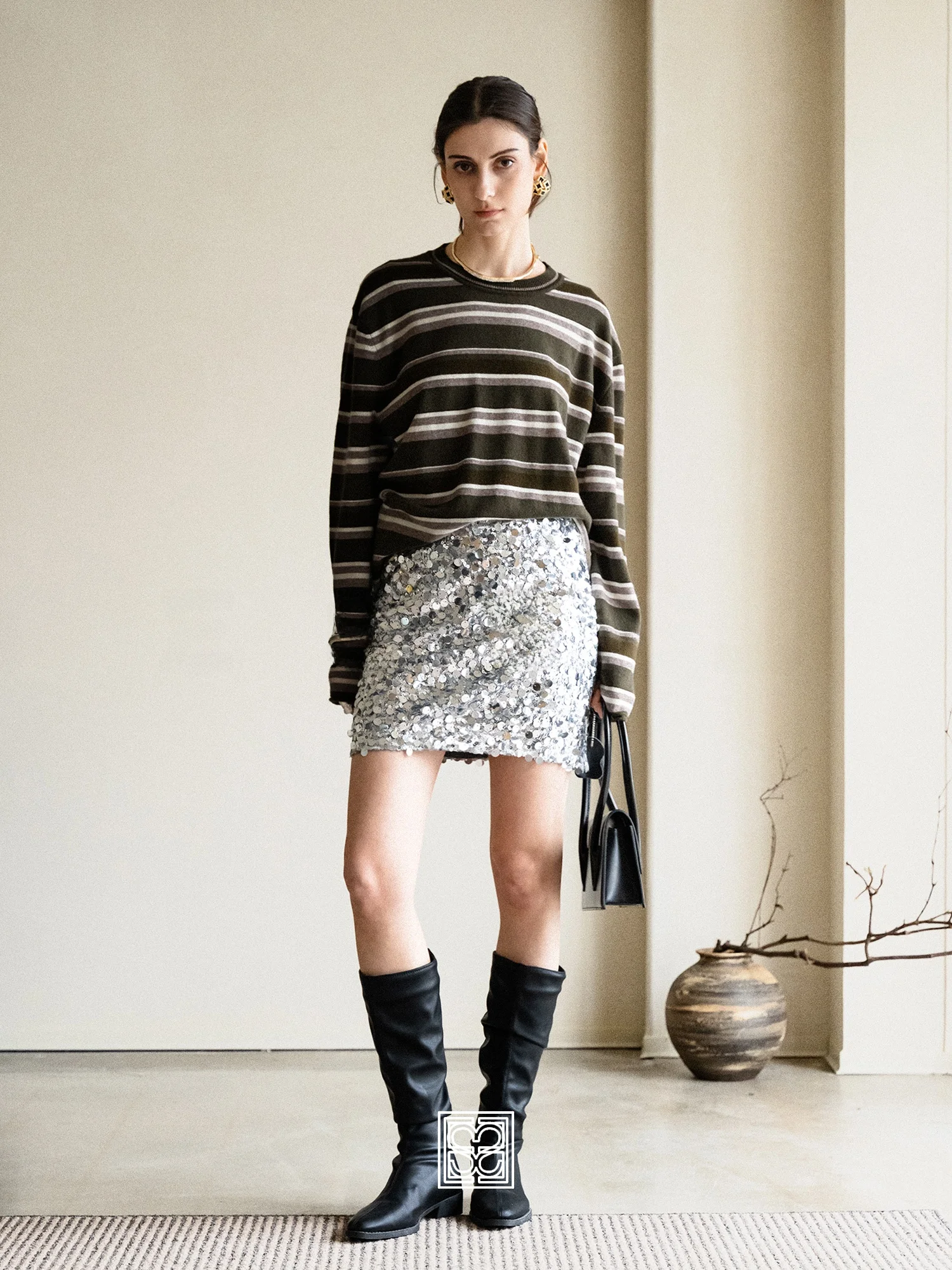 

Новая весенняя юбка с пайетками и сложной отделкой, универсальная, для повседневной носки, из полиэфирного волокна, с завышенной талией, вязаная.