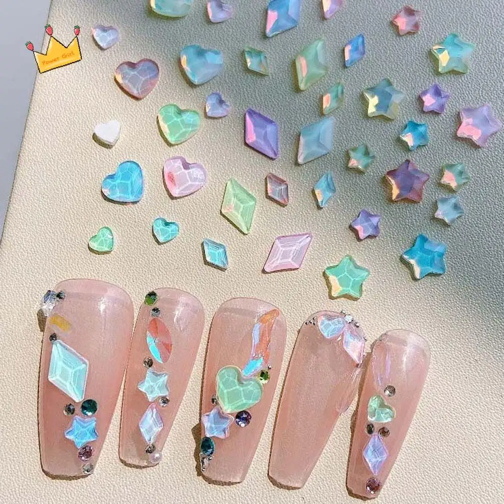 Nail Ornament Manicure Accessories Love Hearts Rhombic Nail Jewelry 3D Nail Art Drills Aurora Nail Decorations Nail Rhinestones