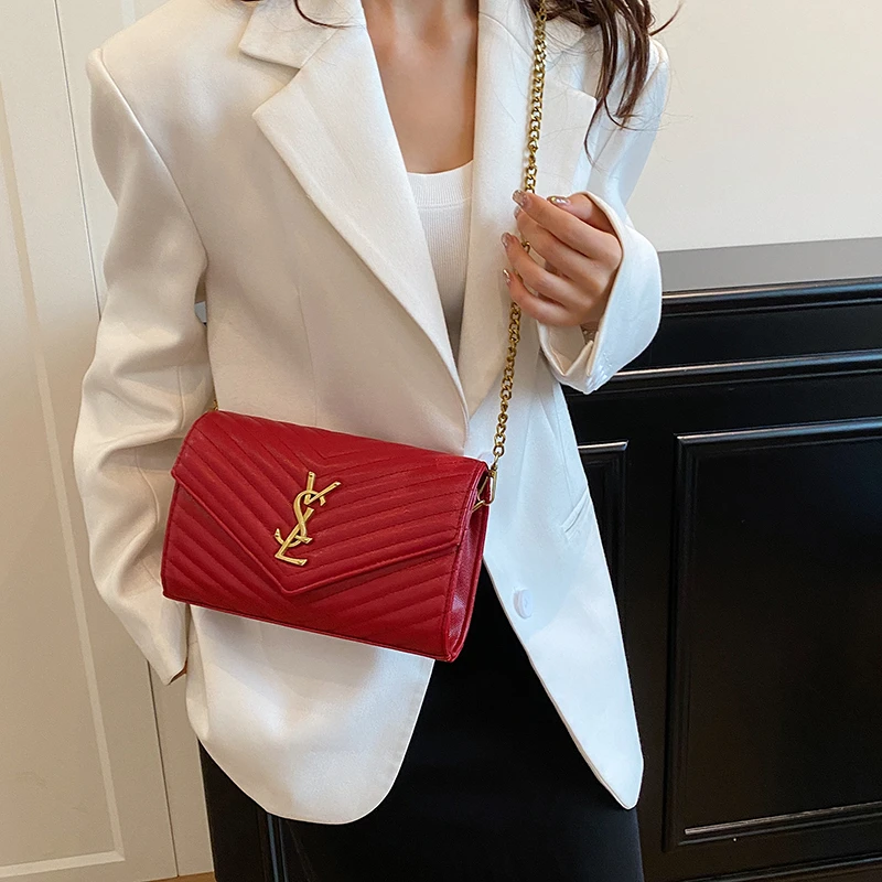 

High-End Women's Tote Bag Crafted From Lakeside-Printed Leather Featuring Trendy Famous Neat Daily Look