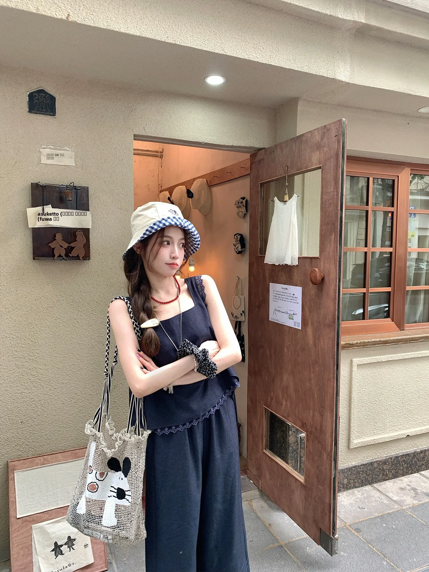 

Летний комплект FF BLUE Summer Unlimited: оригинальный джинсовый топ с кружевными вставками, укороченные рукава-фонарики, брюки 7/8. Летний образ.