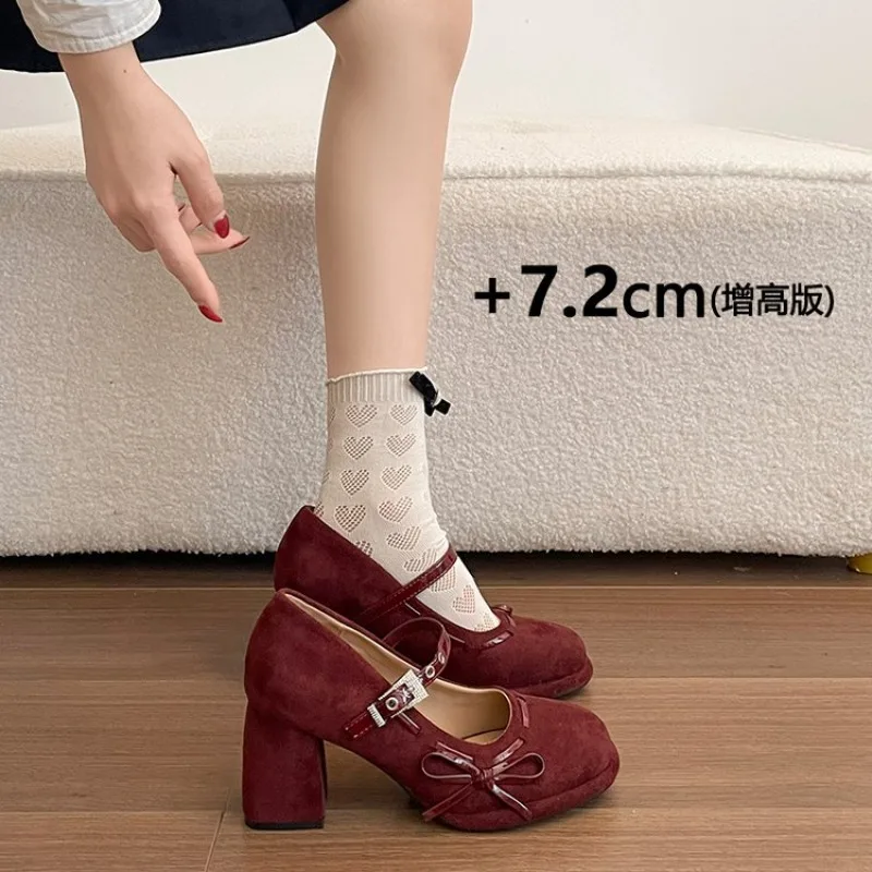 

Французские туфли Мэри Джейн на блочном каблуке с одной пуговицей, летние, новинка 2026, универсальные, с неглубоким круглым носком