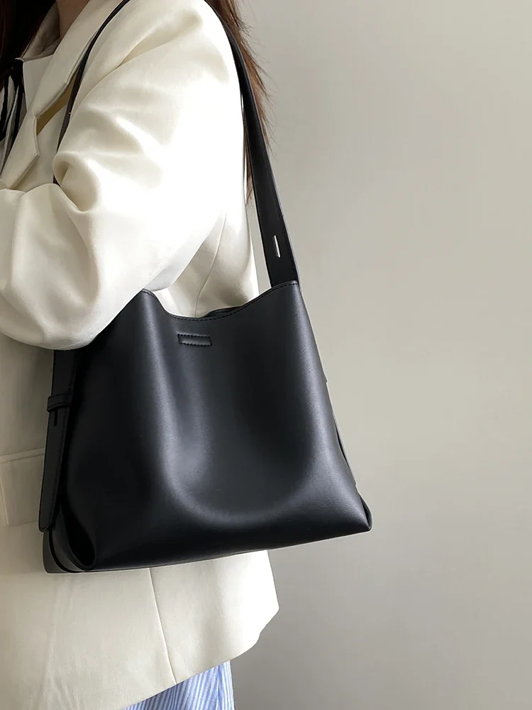 حقيبة يد جلدية ناعمة سوداء لخريف وشتاء المرأة الجديدة متعددة الاستخدامات حقيبة كتف واحدة موضة حقائب يد للركاب ذات سعة كبيرة #2