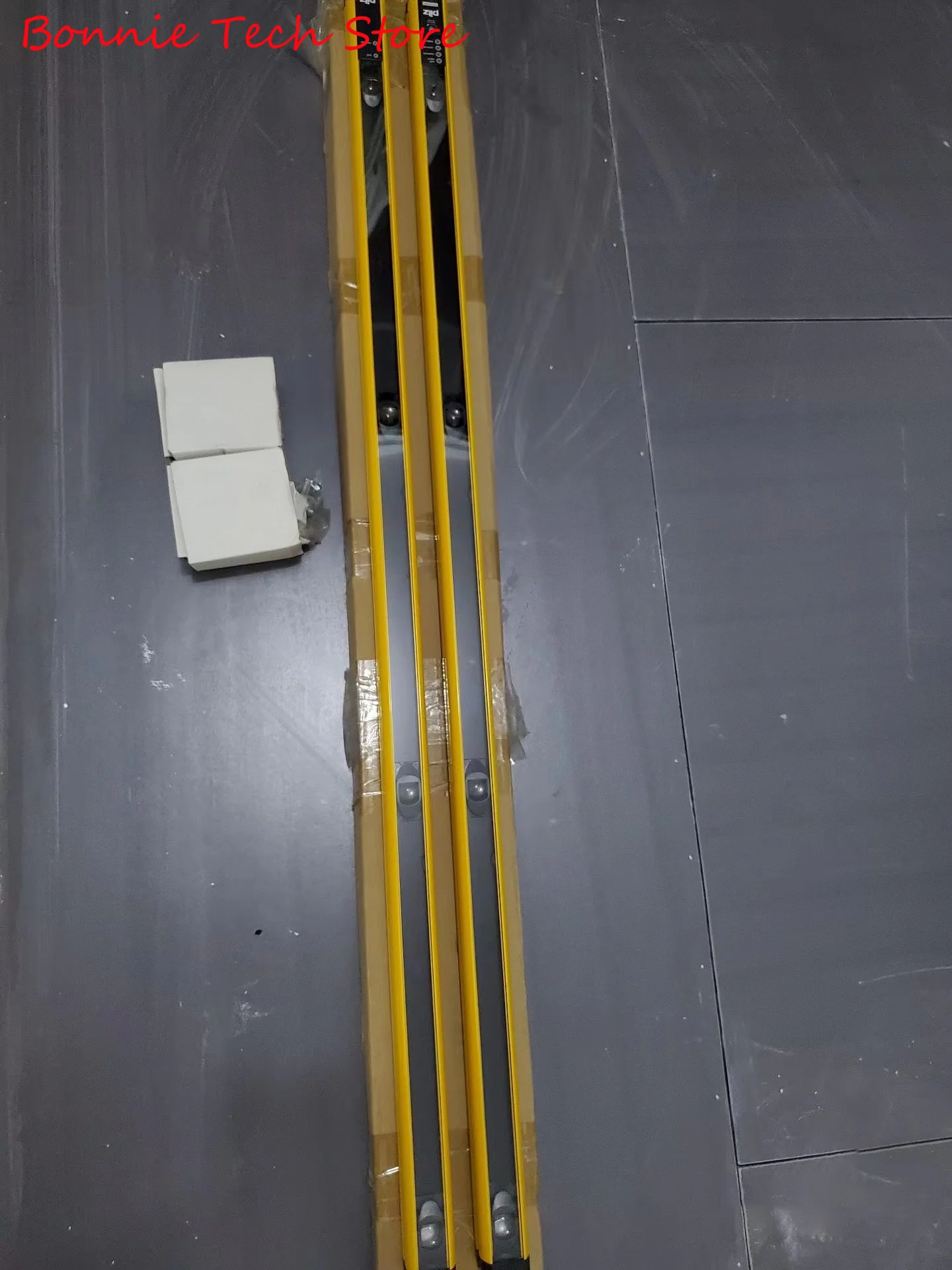 

630202 для PILZ Safety Light Guard, PSEN op2B-4-090