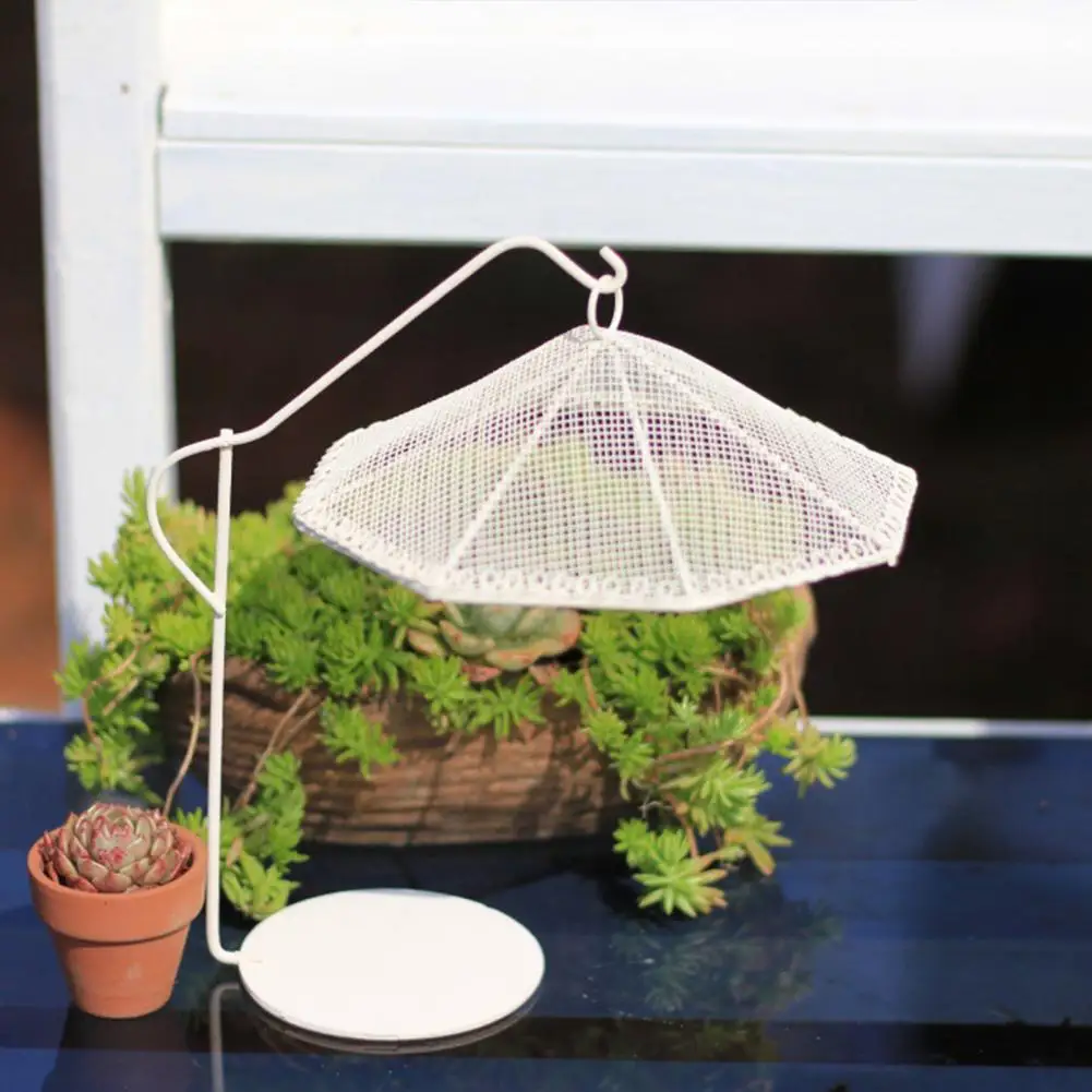 Micro Landscape Ornaments Miniature Garden Decorations Dollhouse Miniature Bistro Table Set 1 12 Scale Metal Chairs for Fairy
