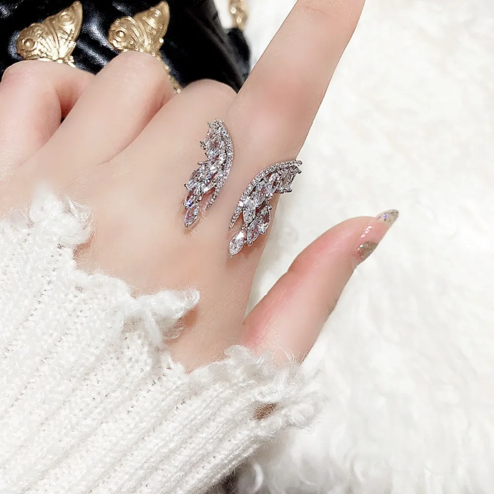 New Arrival Fashion Angel Wings Opening Ring for Women Luxury Shiny Full of Zircon Wedding Bangle Jewelry Party Accessories Gift