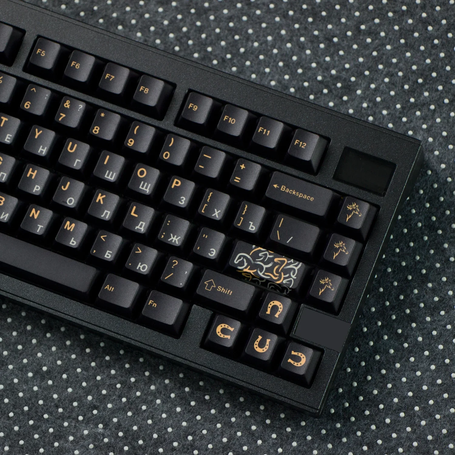 

Колпачок для клавиш Dark Horse PBT, пятисторонняя сублимация, 141 клавиша, оригинальная заводская высота подходит для ATK/rain 75, и других механических k