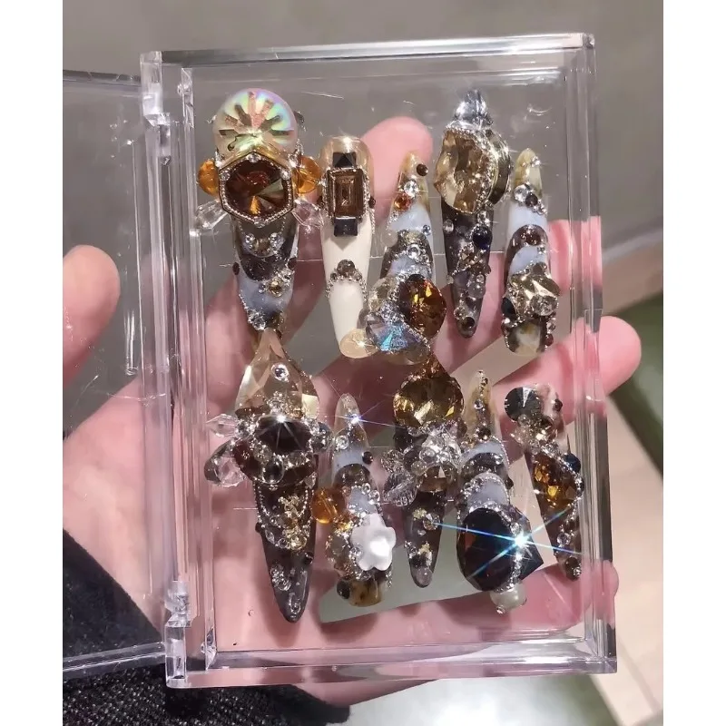 Precision adhesive nail art luxurious design, complex acrylic artificial nails