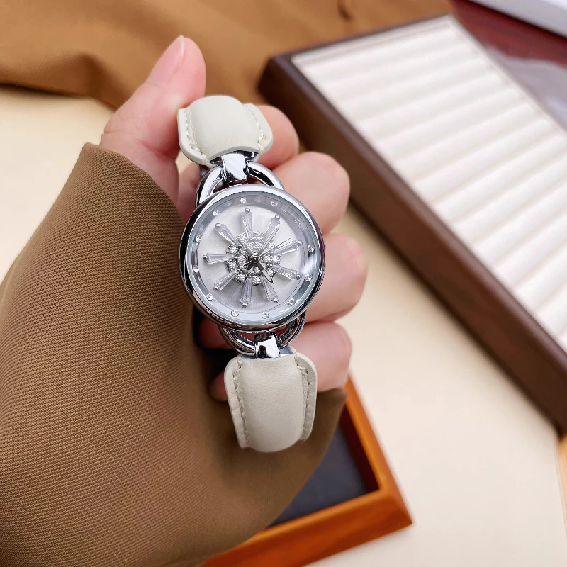 Classic Trend Ladies Watch Elegant Simple Retro Waterproof 2025 Quartz Watch Birthday Gift