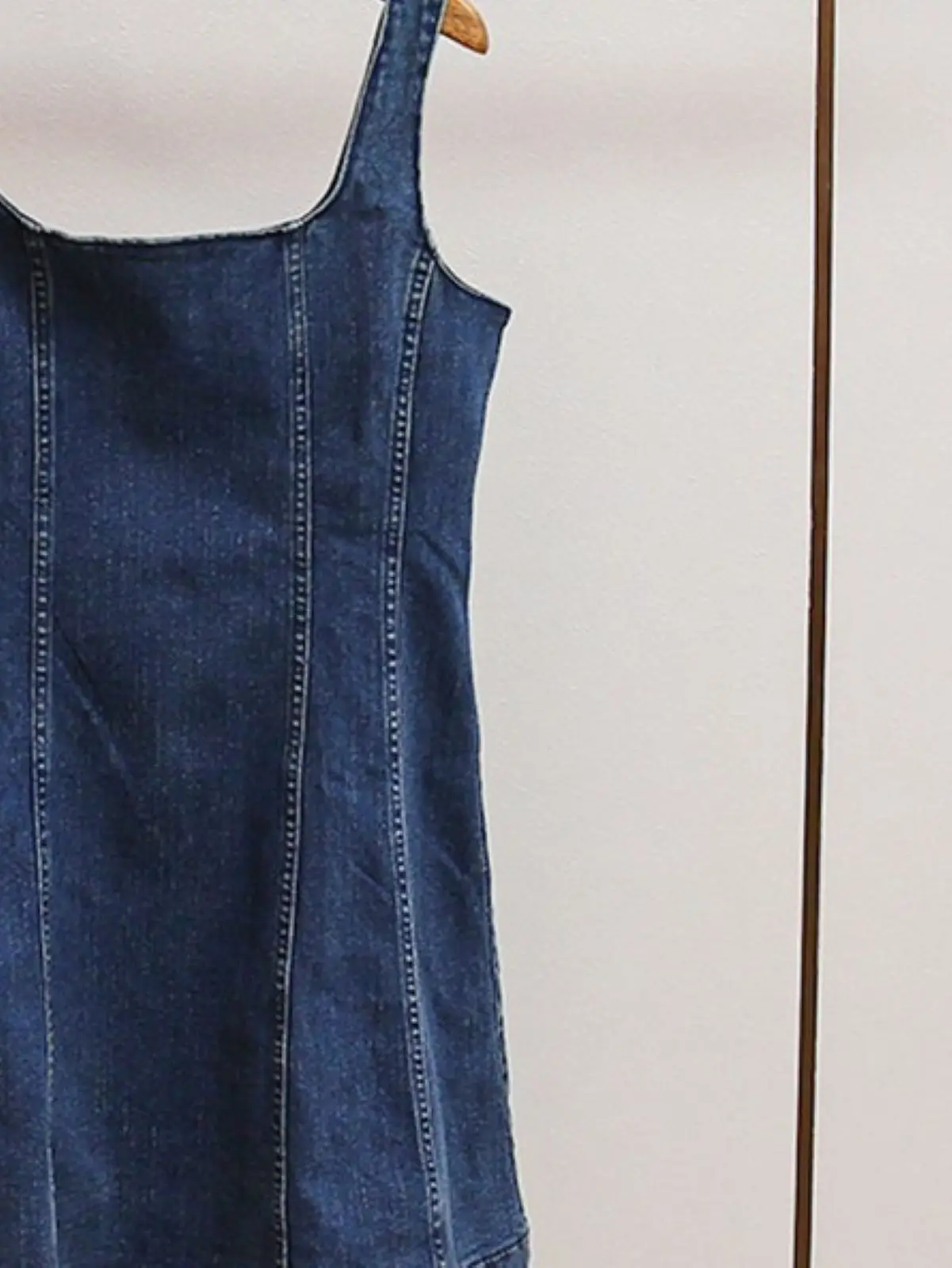 

Spring/Summer Women Square Neck Sleeveless Backless Pleated Denim Dress Zipper High Waist Fashion A-line Slim Camisole Dress