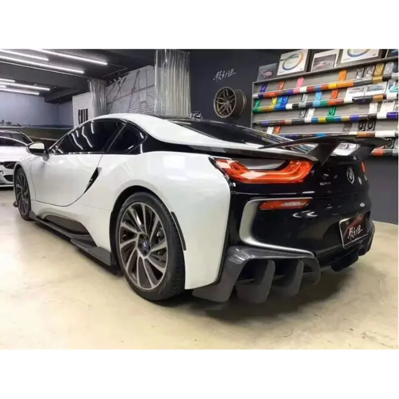 Real Carbon Fiber Rear Bumper Trunk Diffuser Spoiler For BMW i8 2014 2015 2016 2017 2018 2019 2020 2021