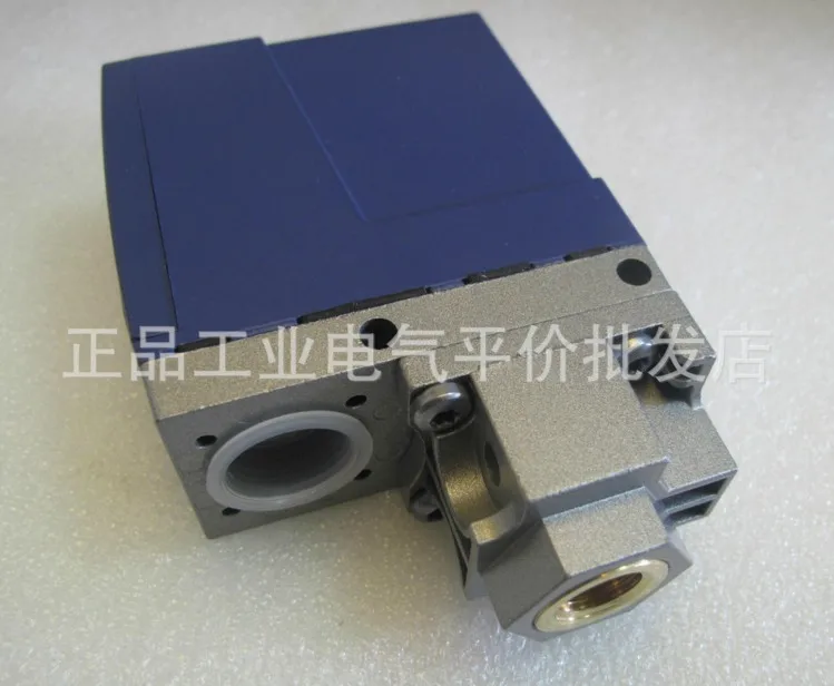 Pressure switch XMLB035A2C11