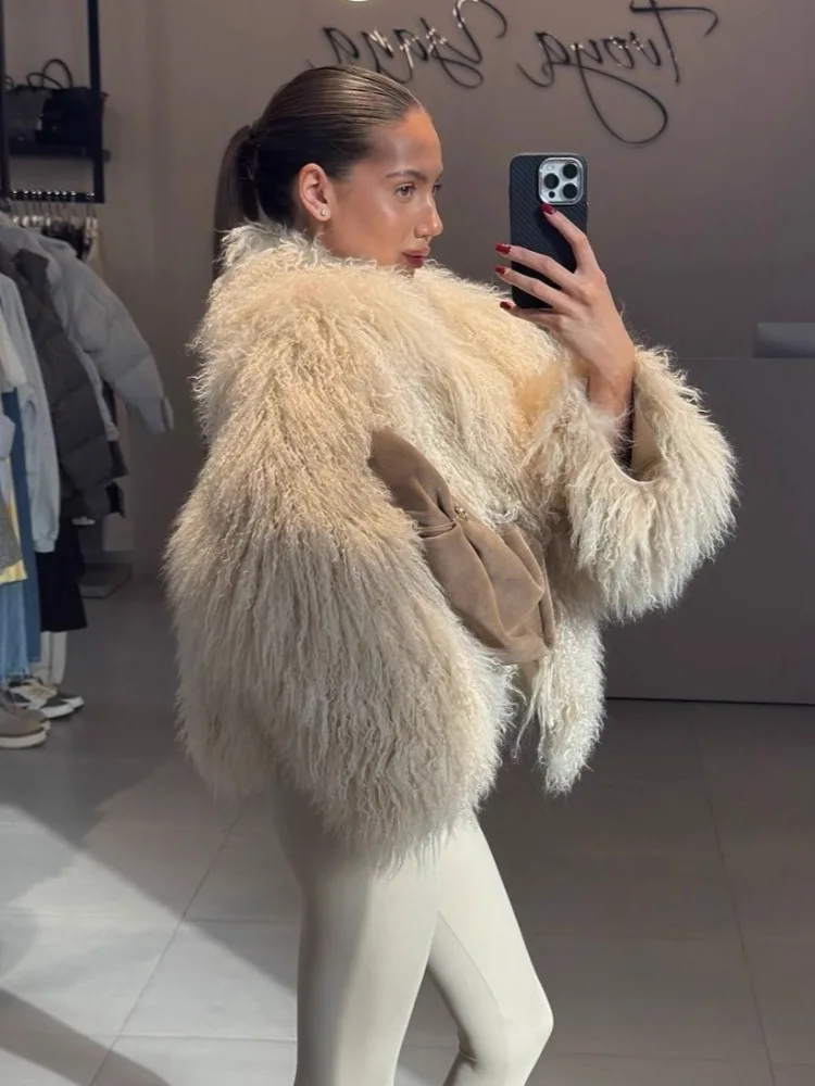 LIinar 2026 Winter New Thickened Fall Winter Fur Coat Fluffy Faux Fox Fur Coat for Women Loose-Fit High-Street Style Coat