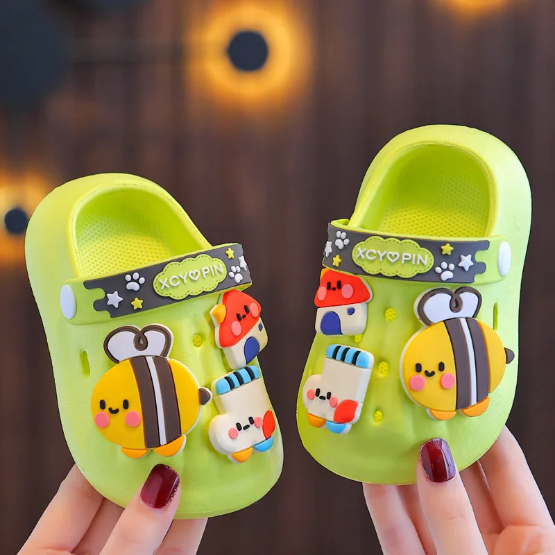 Children\'s Sandals and Slippers Cartoon Soft Sole Anti Slip Children\'s Shoes Girls\' Indoor Home Shoes Boys\' Sandals Kids Shoes