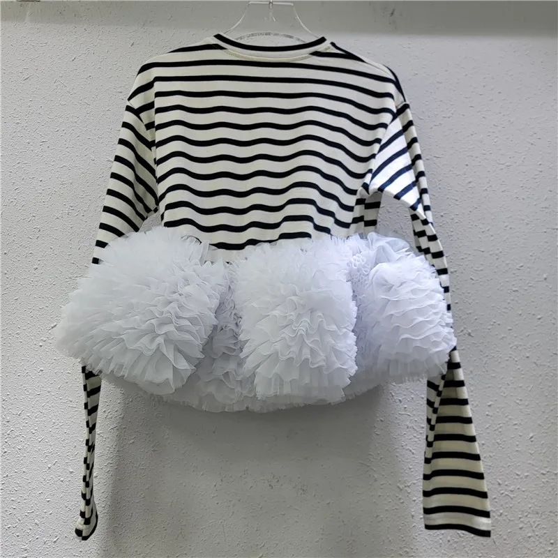 Spring New Shoulder Buckle Splicing Heavy Industry Pleated Yarn Sweet and Cute Temperament T-shirt Women Tops Kawaii Clothes