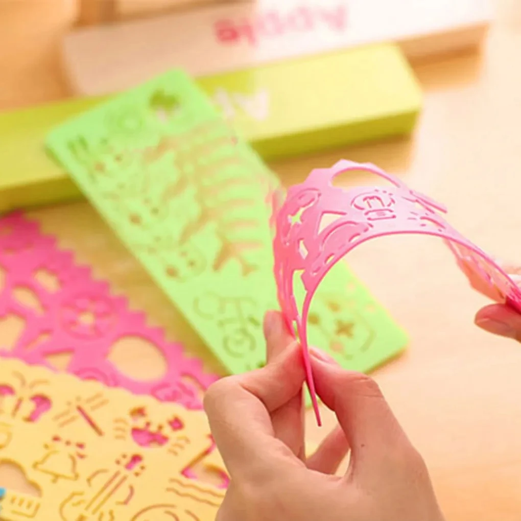 Линейка для рисования в виде мультяшного кота