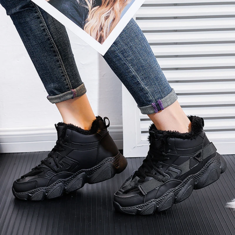 Winter Sneakers Women Snow Shoes 2023 New in Plus Plush Warm Safety Quilted Shoes Ladies Casual Sports Skateboard Boots Footwear